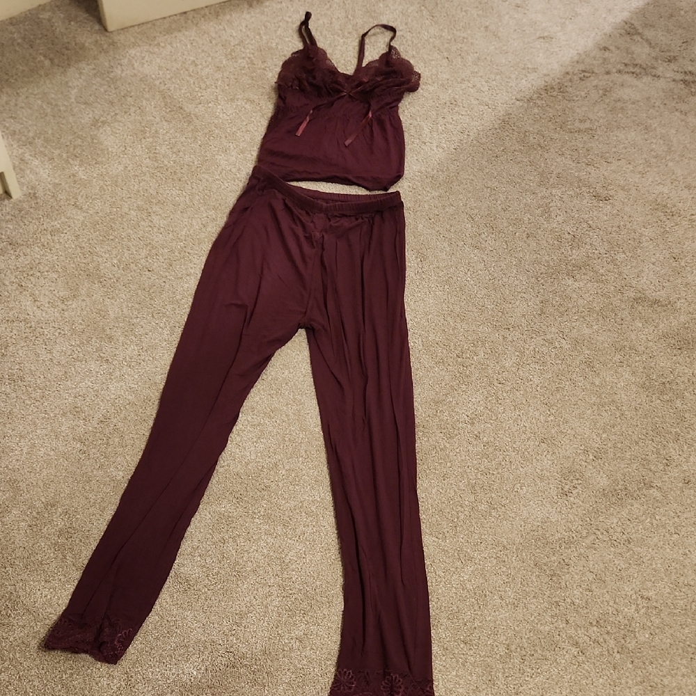 SHEIN Burgundy Lace Trim Pajama Set